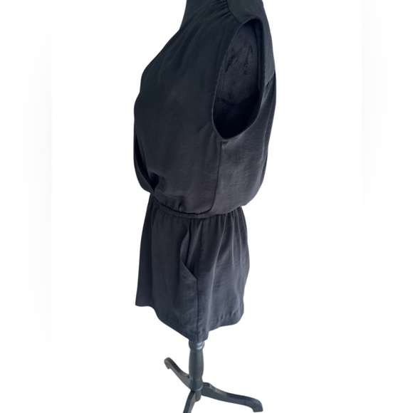 Banana Republic Petite Black Wrap Romper - Size 2P - Picture 7 of 11